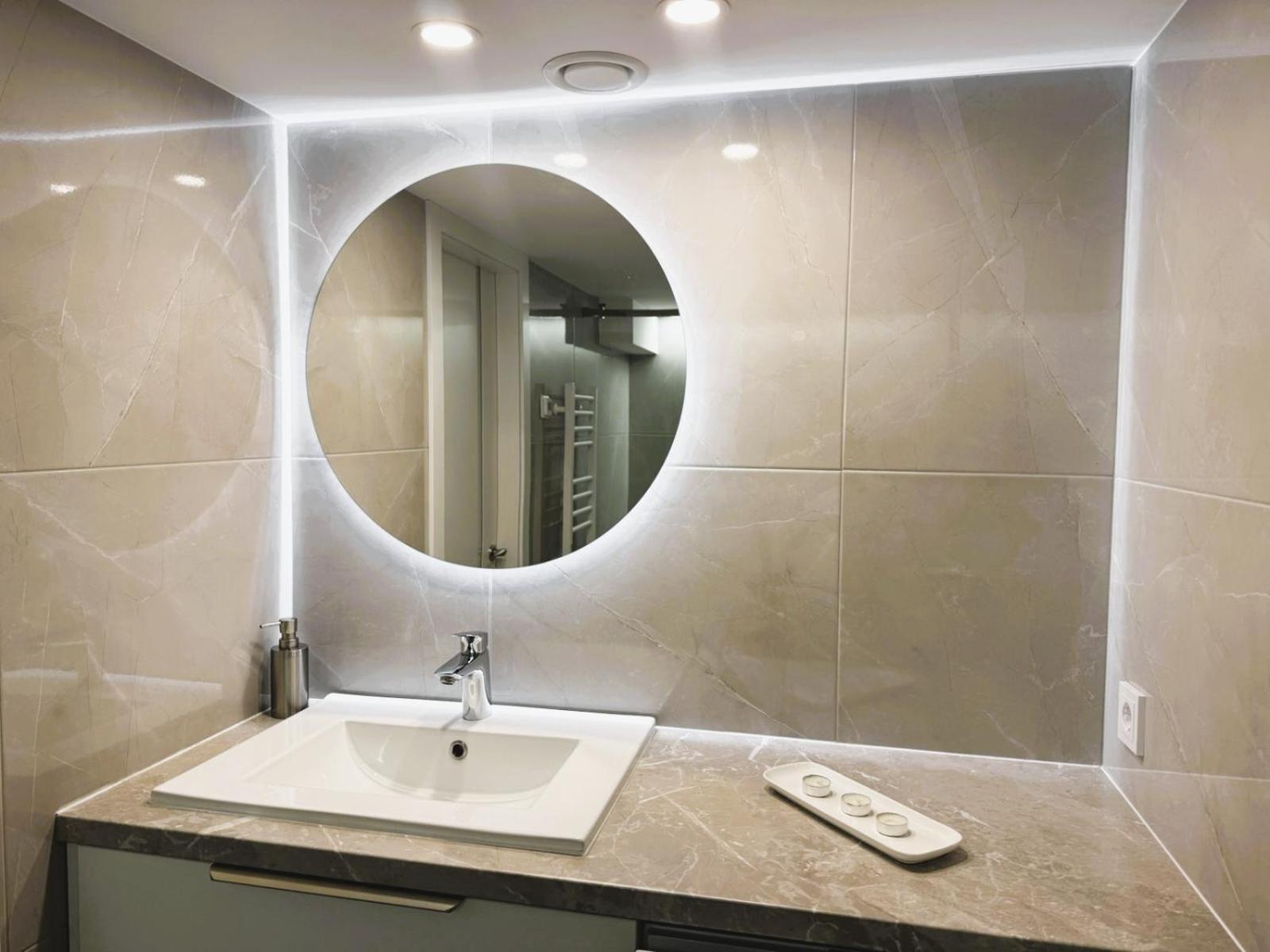 Avia Loft *